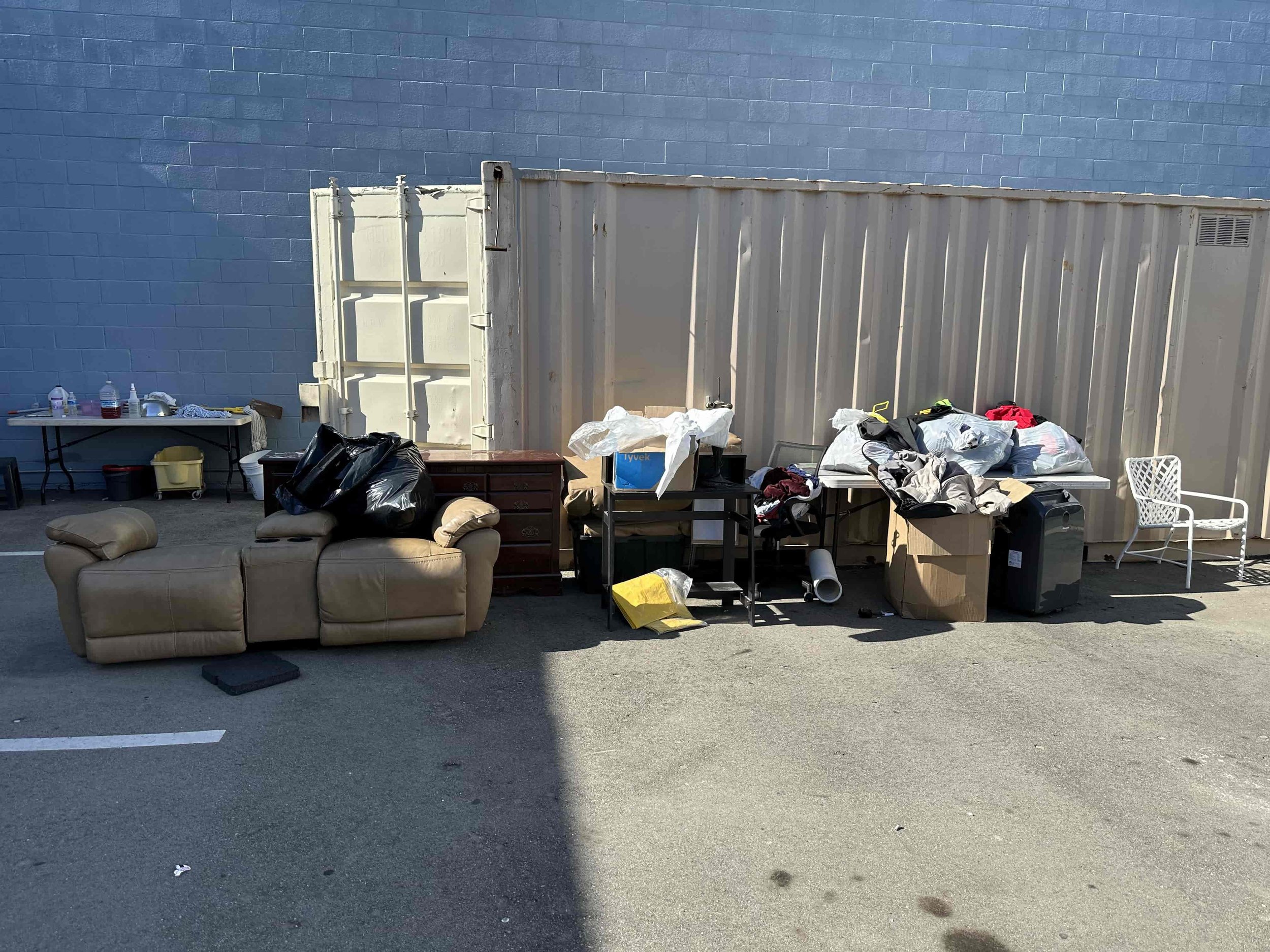 Transforming Cluttered Homes Into Fresh Organized Spaces With Expert Junk Removal Solutions