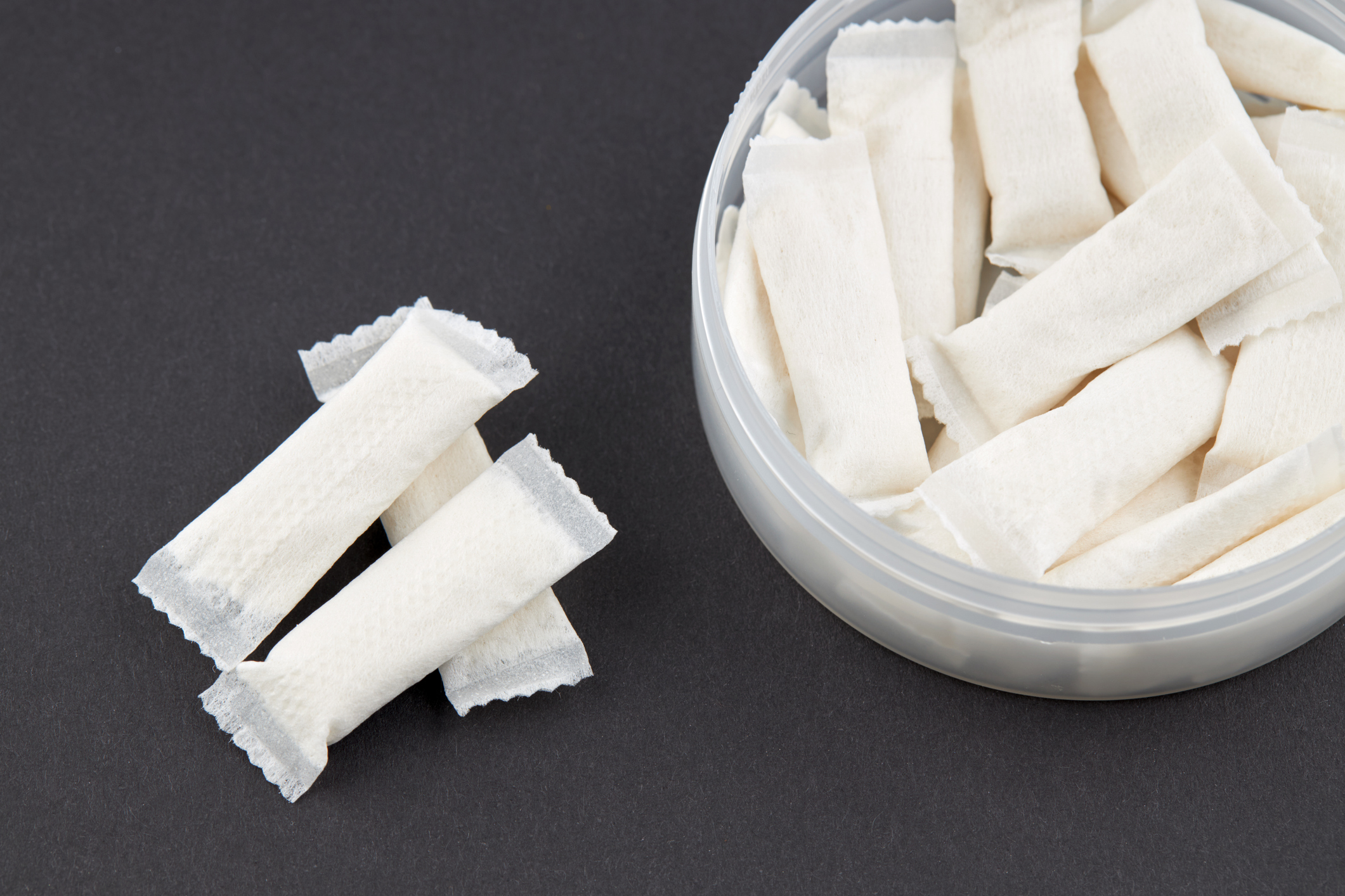 Mild Nicotine Pouch Sessions Enhancing Steady Concentration During Work Hours